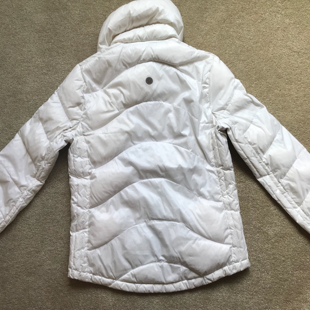 Lululemon down jacket - Picture 3 of 5